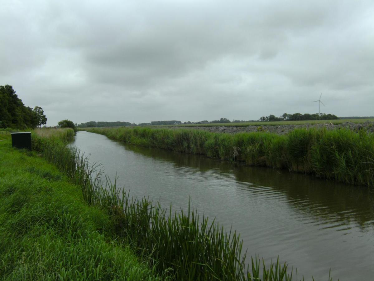 Vakantiehuis 'T Laaisterplakky Zonder Drempels Oude Bildtzijl ภายนอก รูปภาพ